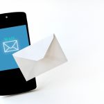 Gmailで別アドレスのメールを同一トレイで受信（転送）する方法